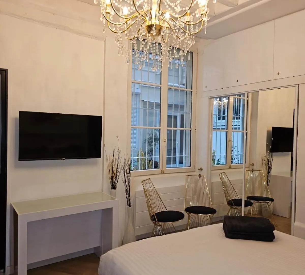 Montorgueil Seng Apartment